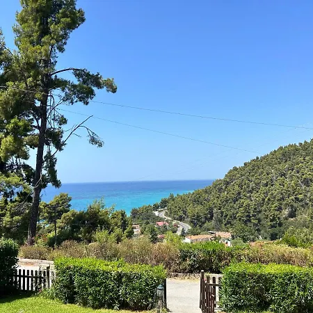 Maria's Sea View House *