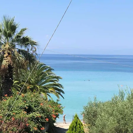 Maria's Sea View House *