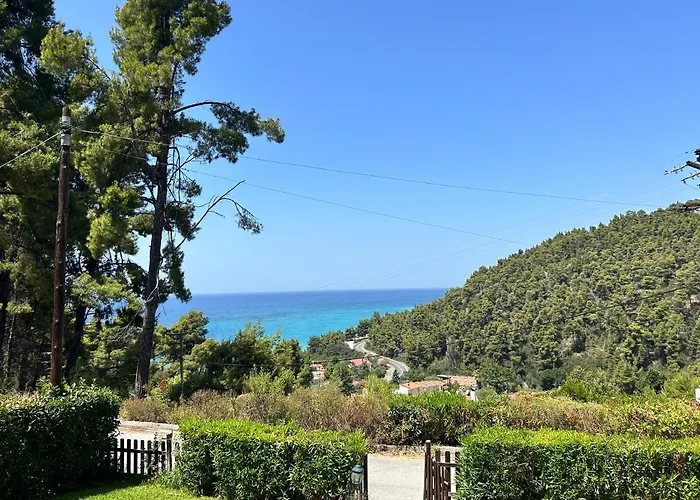 Maria's Sea View House *